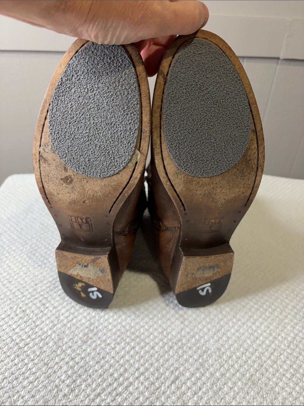 FRYE Melissa Button Short Leather Boots Brown Cognac Ankle Booties Size 9B - Picture 3 of 12